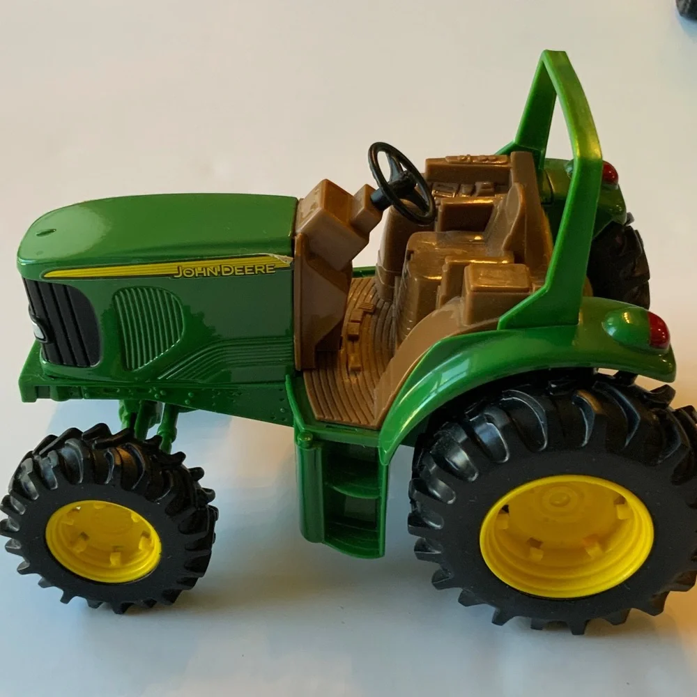 2002 John Deere Farm Tractor with Wagon
